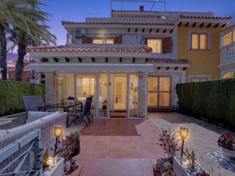 Town House for Sale in Playa Flamenca, Alicante 30
