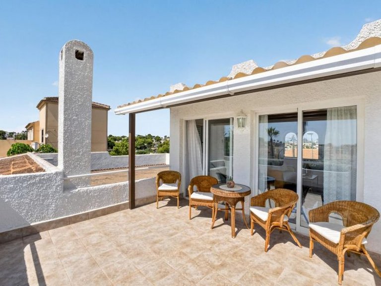 Villa for Sale in Los Balcones, Alicante 4