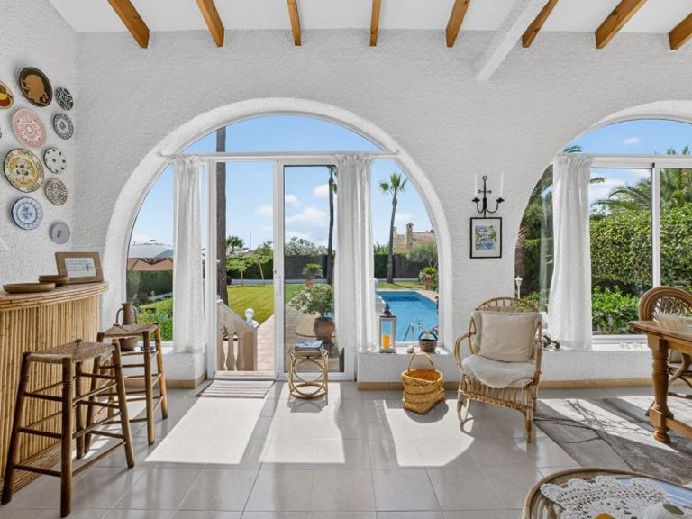 Villa for Sale in Los Balcones, Alicante 31