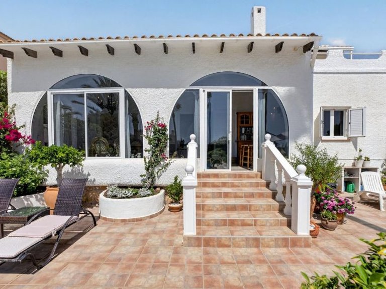 Villa for Sale in Los Balcones, Alicante 34