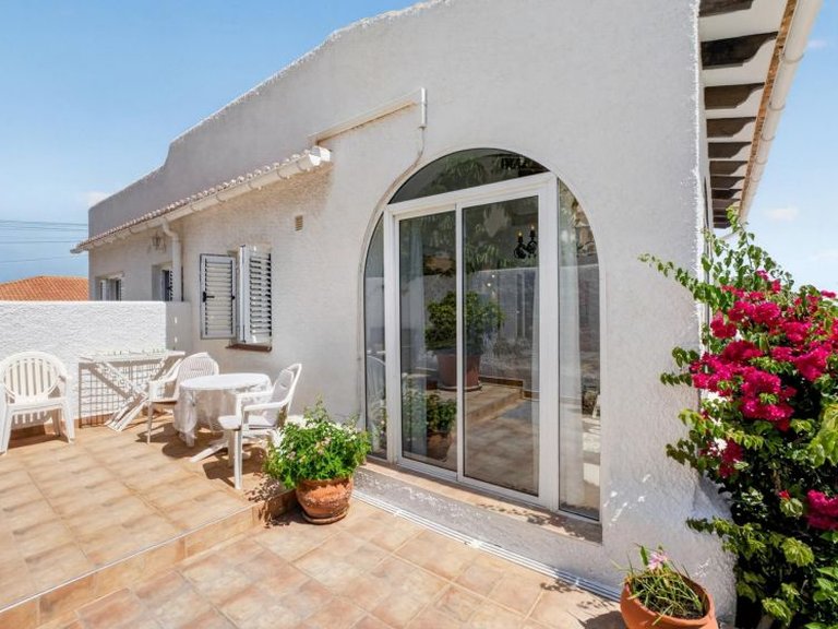Villa for Sale in Los Balcones, Alicante 44