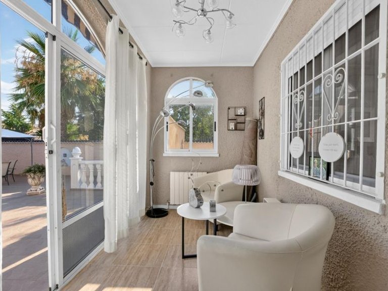 Villa for Sale in Torrevieja, Alicante 20