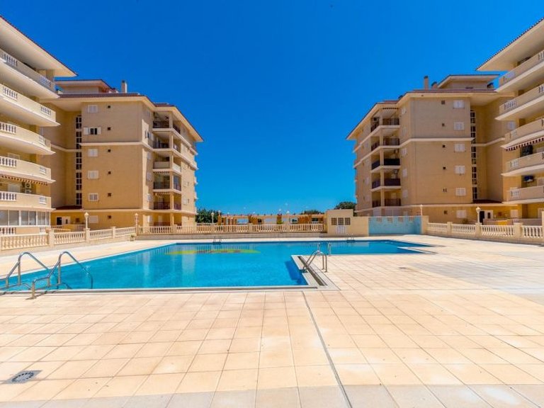 Apartment for Sale in Torrevieja, Alicante 30
