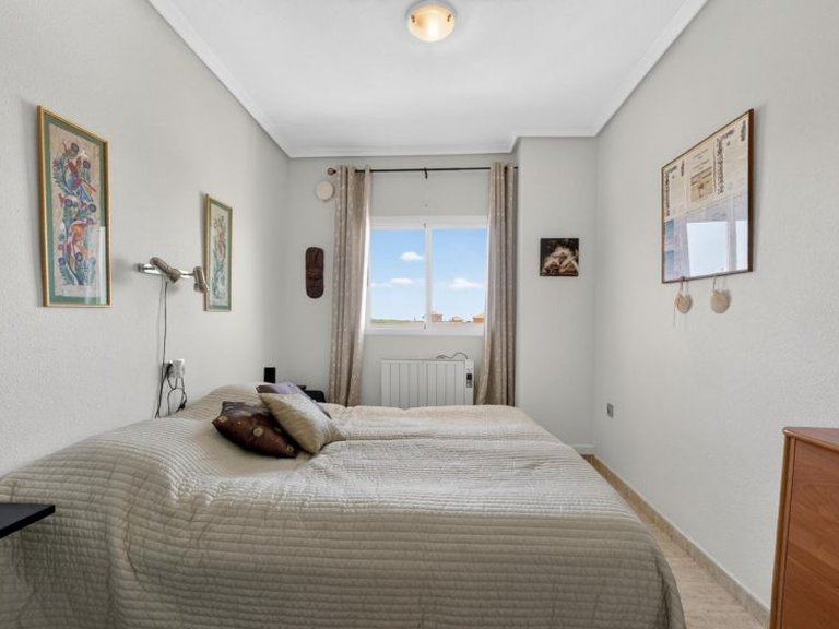 Apartment for Sale in Torrevieja, Alicante 14