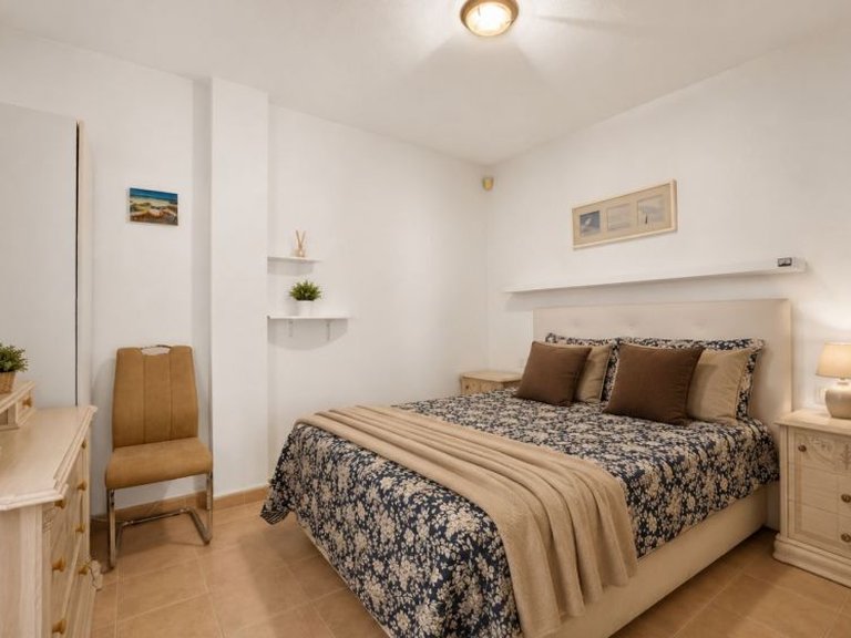 Town House for Sale in Torrevieja, Alicante 20