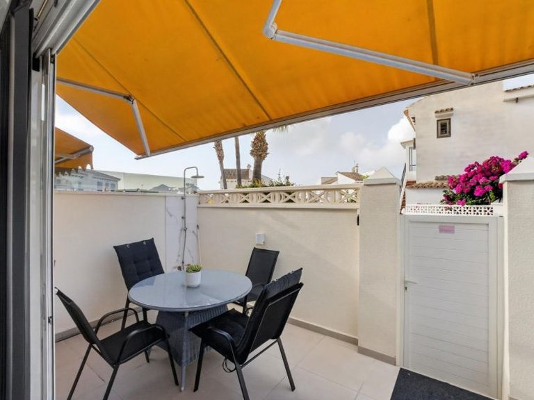 Apartment for Sale in Torrevieja, Alicante 22