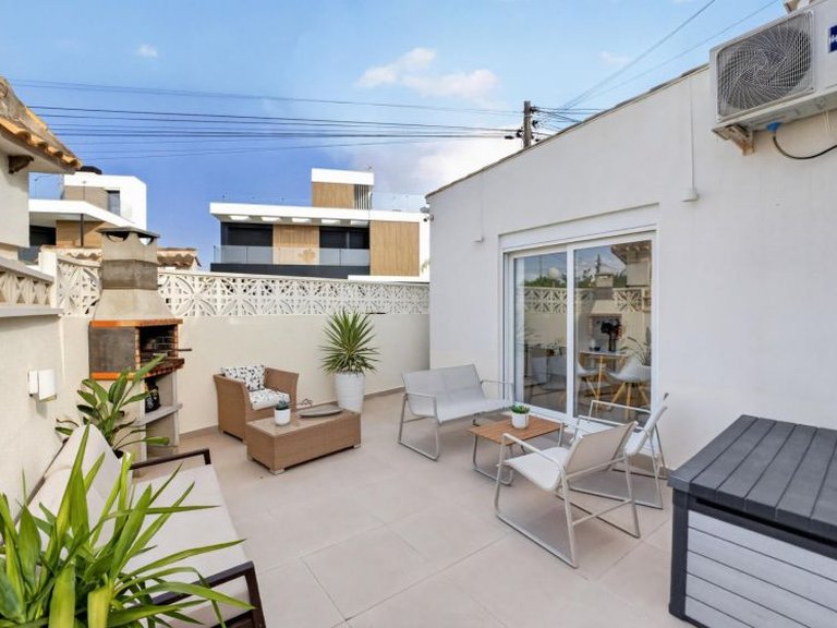 Apartment for Sale in Torrevieja, Alicante 24