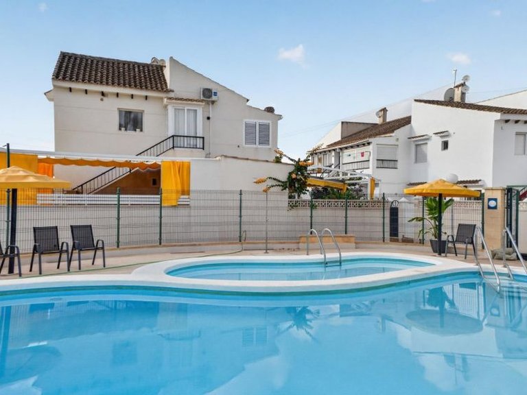 Apartment for Sale in Torrevieja, Alicante 27