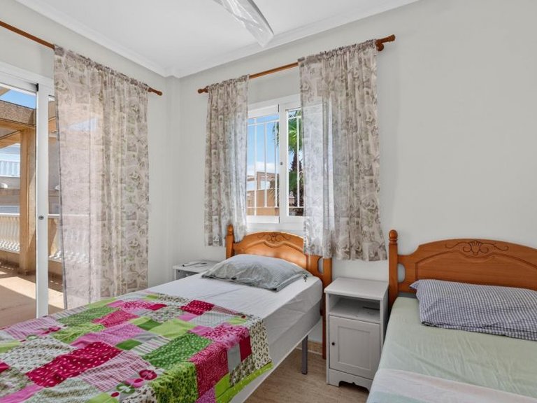 Town House for Sale in Playa Flamenca, Alicante 22