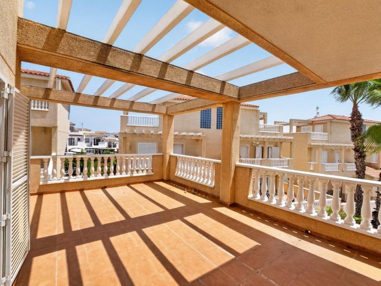 Town House for Sale in Playa Flamenca, Alicante 24