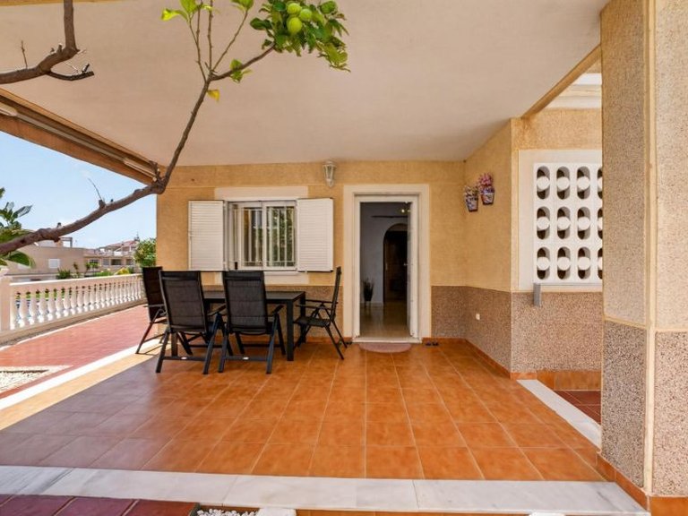 Town House for Sale in Playa Flamenca, Alicante 37