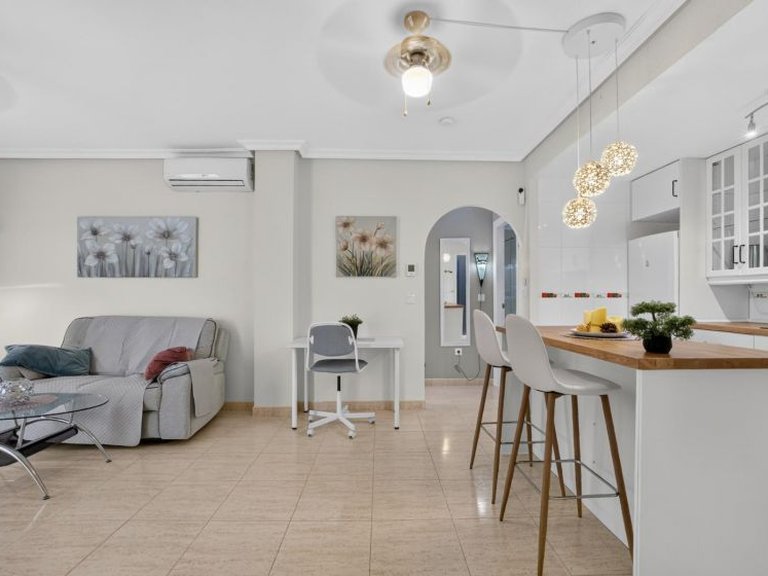 Apartment for Sale in Playa Flamenca, Alicante 9