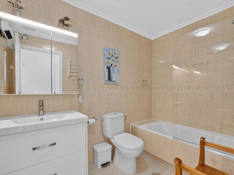 Apartment for Sale in Playa Flamenca, Alicante 17
