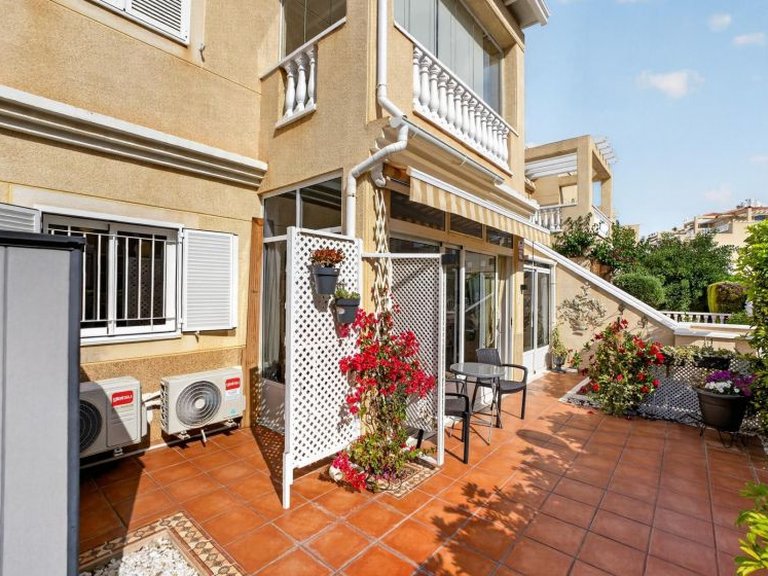 Apartment for Sale in Playa Flamenca, Alicante 27