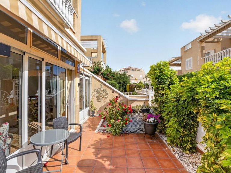Apartment for Sale in Playa Flamenca, Alicante 28