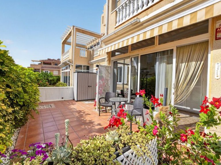 Apartment for Sale in Playa Flamenca, Alicante 1