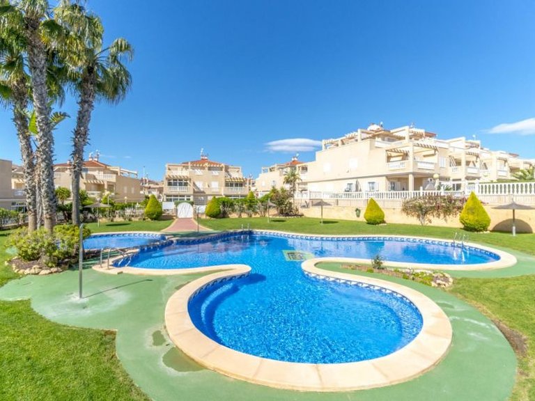 Apartment for Sale in Playa Flamenca, Alicante 5