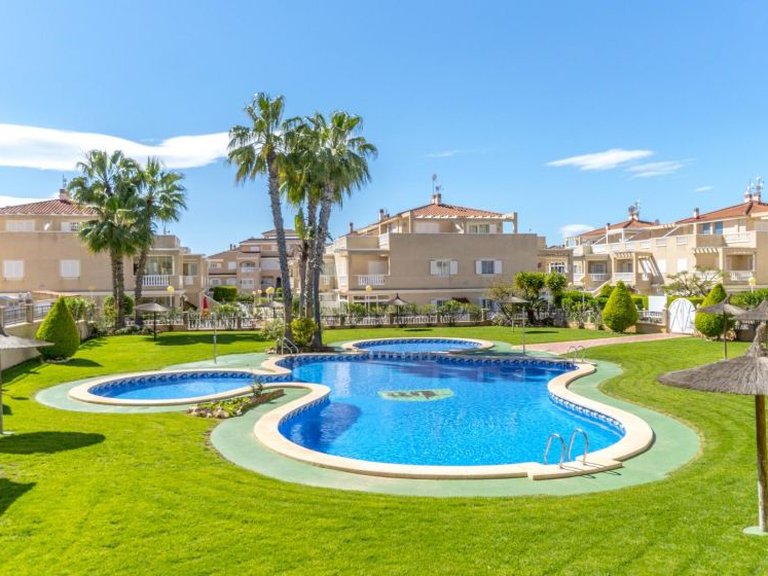 Apartment for Sale in Playa Flamenca, Alicante 31