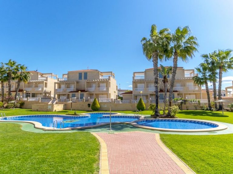 Apartment for Sale in Playa Flamenca, Alicante 32
