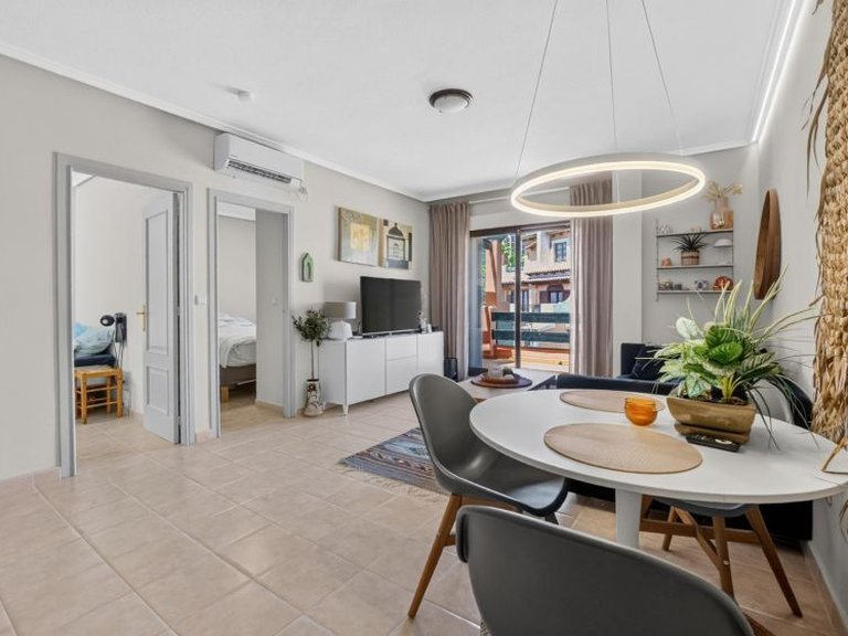 Apartment for Sale in Torrevieja, Alicante 9