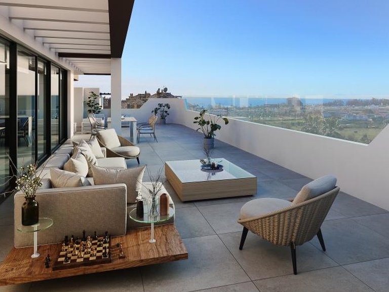 Apartment for Sale in New Golden Mile, Malaga 1