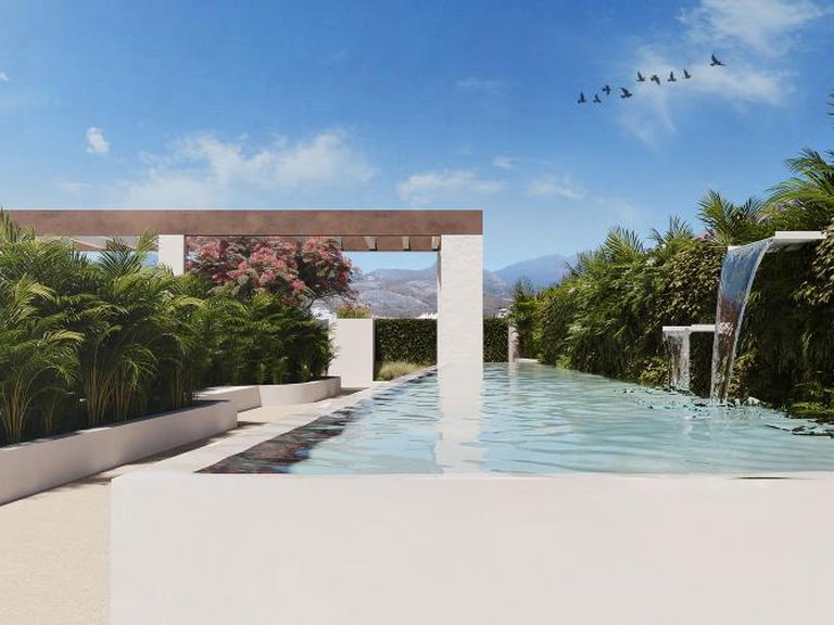Apartment for Sale in New Golden Mile, Malaga 4