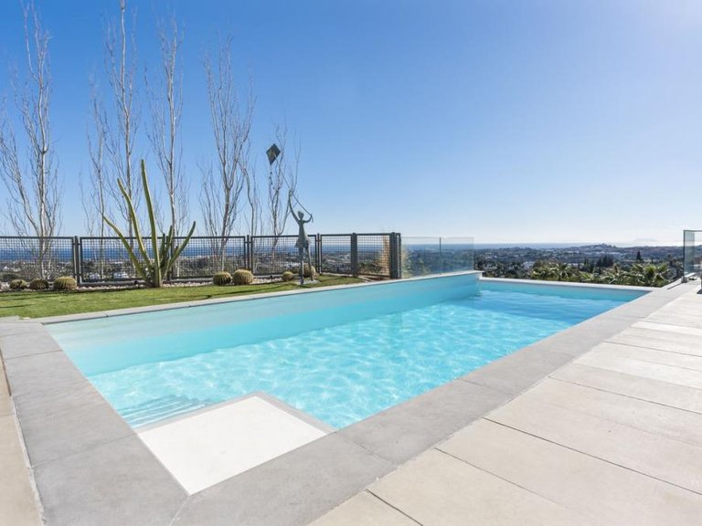 Town House for Sale in Benahavís, Malaga 3