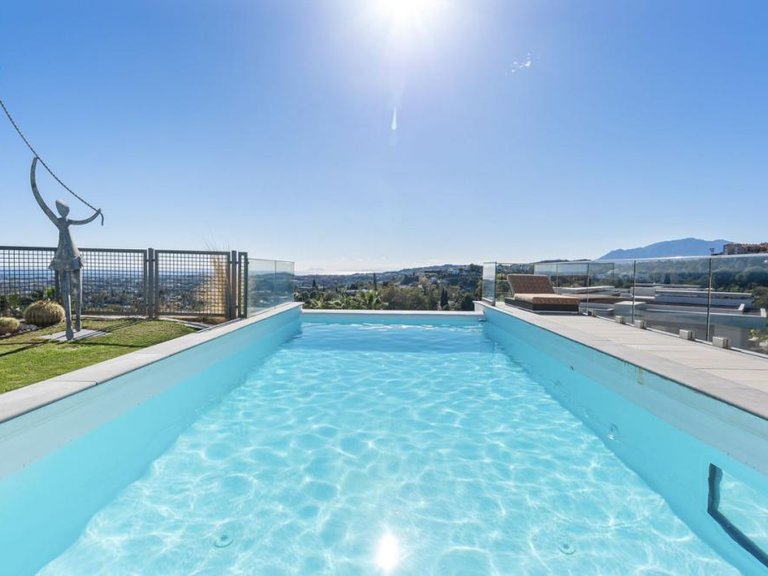 Town House for Sale in Benahavís, Malaga 4