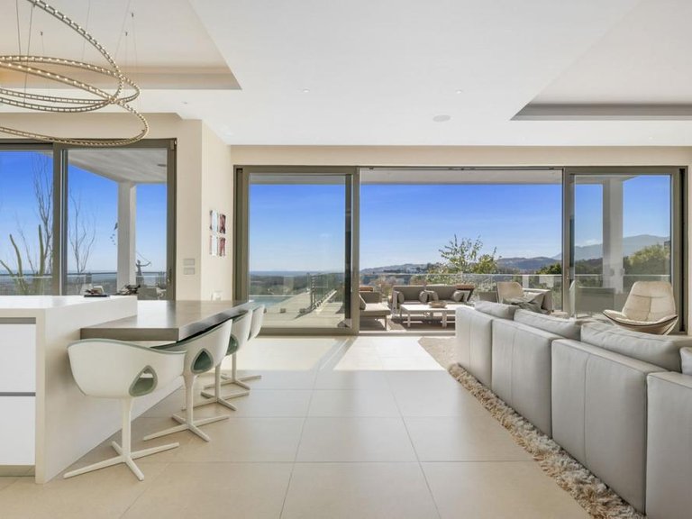Town House for Sale in Benahavís, Malaga 5