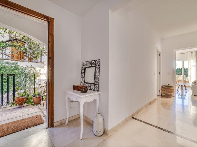 Apartment for Sale in Marbella, Malaga 11