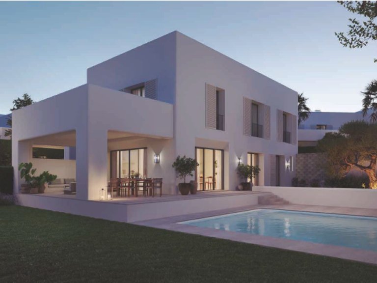 Villa for Sale in Sotogrande Costa, Malaga 1