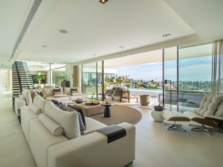 Villa for Sale in Benahavís, Malaga 12