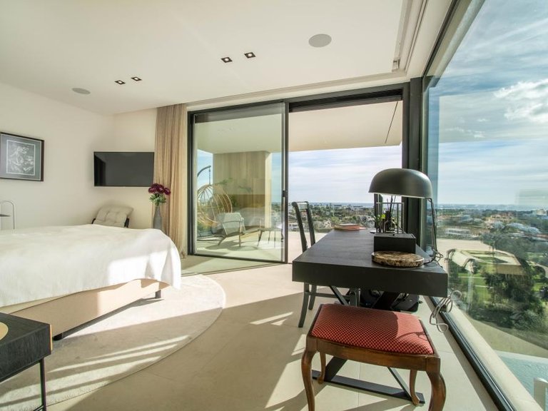 Villa for Sale in Benahavís, Malaga 21