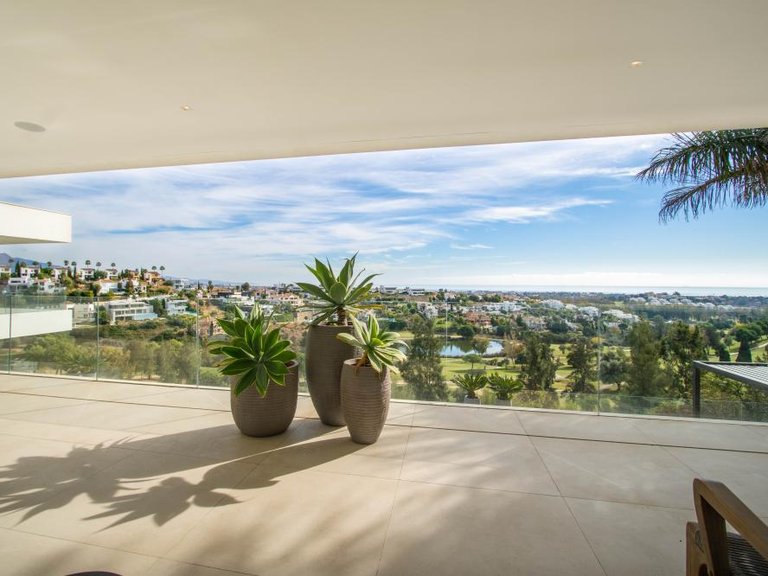 Villa for Sale in Benahavís, Malaga 35