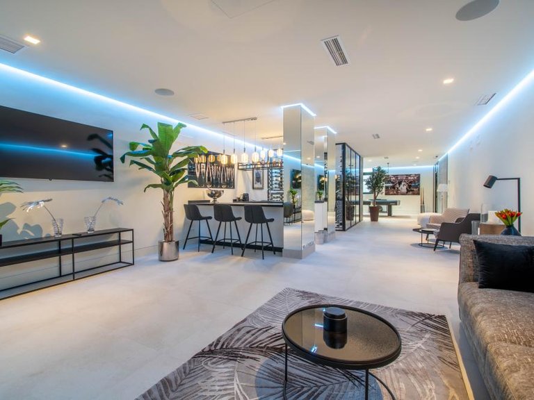 Villa for Sale in Benahavís, Malaga 47