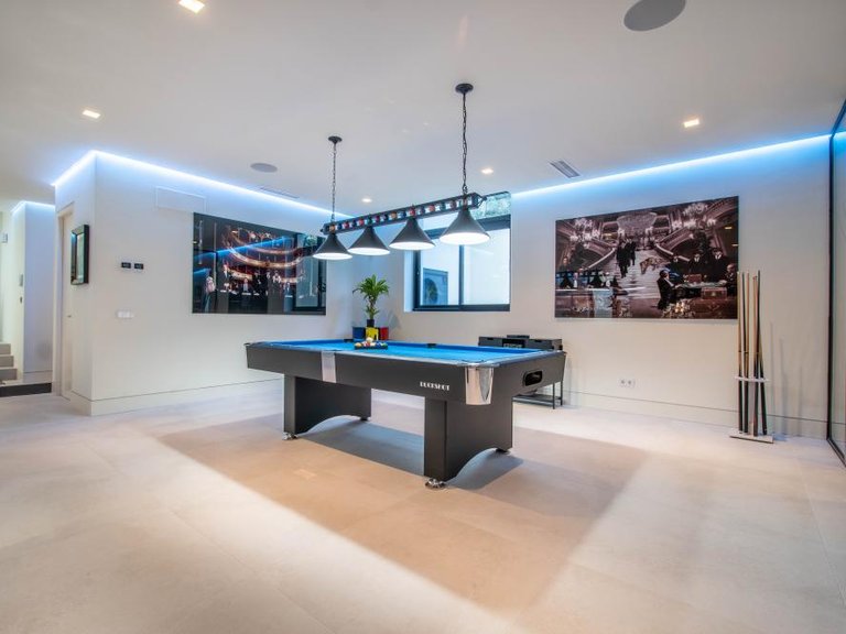 Villa for Sale in Benahavís, Malaga 49