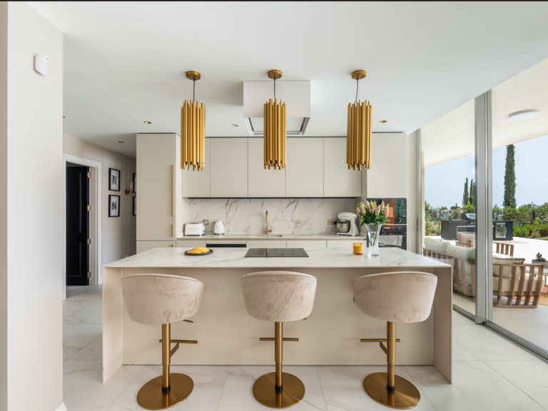 Apartment for Sale in Benalmadena, Malaga 6
