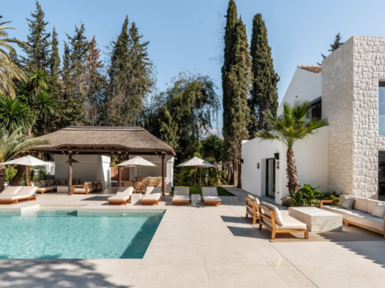 Villa for Sale in Nueva Andalucía, Malaga 3