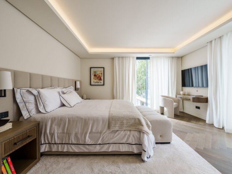 Villa for Sale in Nueva Andalucía, Malaga 15
