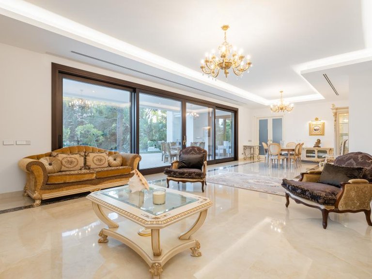 Villa for Sale in Marbella, Malaga 6