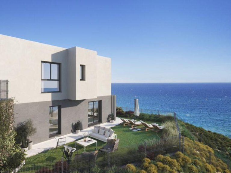 Villa for Sale in Marbella, Malaga 1