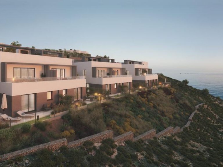 Villa for Sale in Marbella, Malaga 4