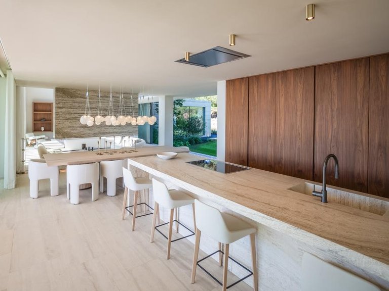 Villa for Sale in Sotogrande, Malaga 10
