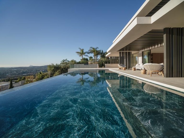 Villa for Sale in Sotogrande, Malaga 3