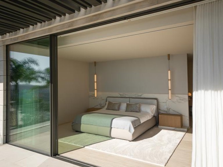 Villa for Sale in Sotogrande, Malaga 32