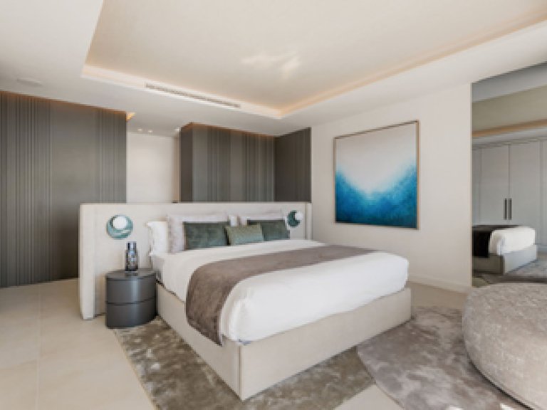 Villa for Sale in Marbella, Malaga 8