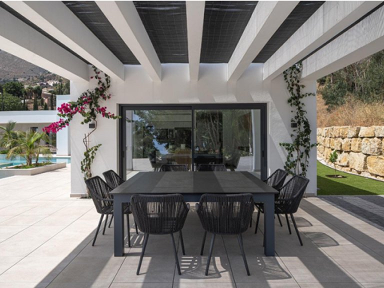 Villa for Sale in Benalmadena, Malaga 5