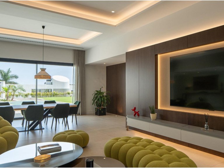 Villa for Sale in Benalmadena, Malaga 3