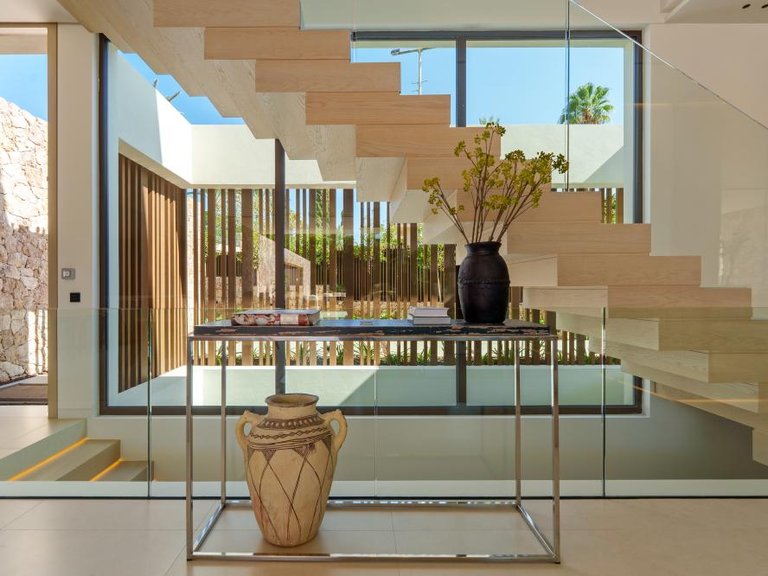 Villa for Sale in New Golden Mile, Malaga 41