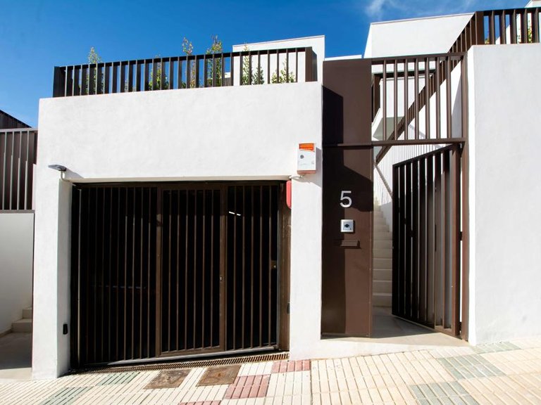 Town House for Sale in Malaga Este, Malaga 3
